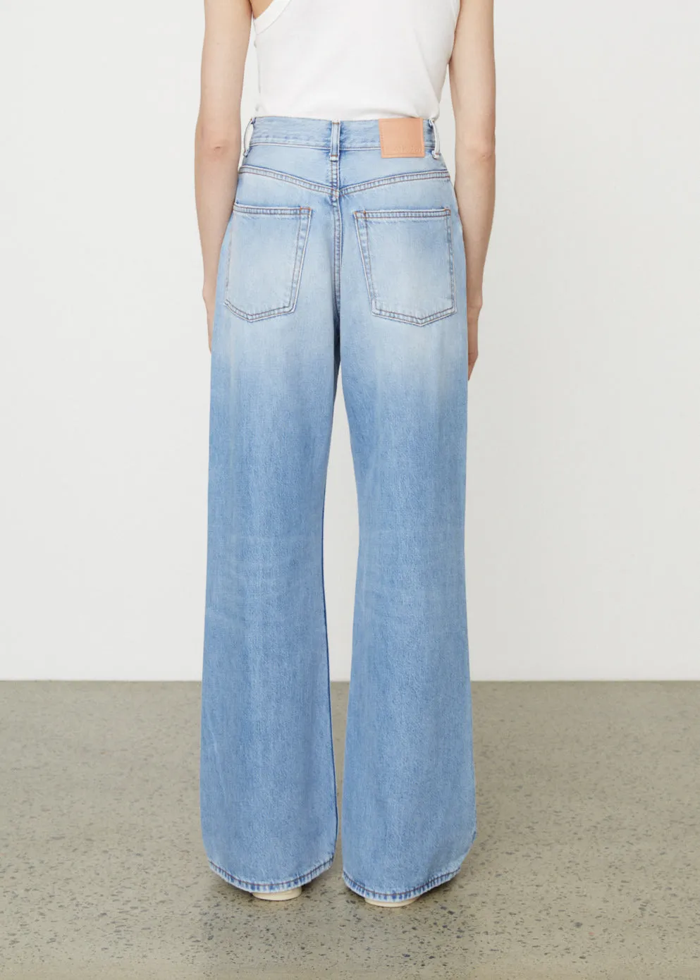 2022 Relaxed Fit Jeans 32"