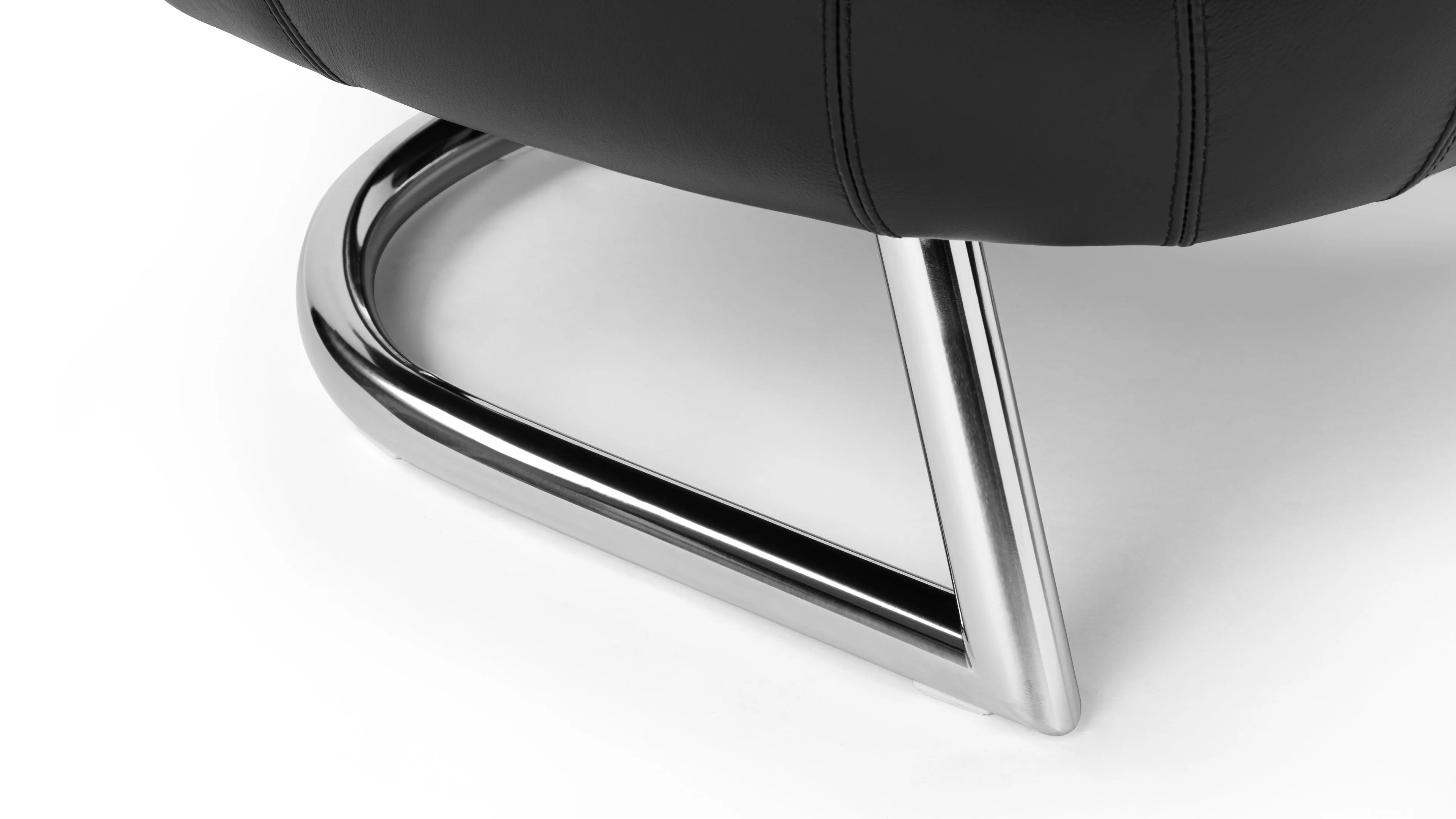 Bibendum - Bibendum Chair, Midnight Black Premium Leather