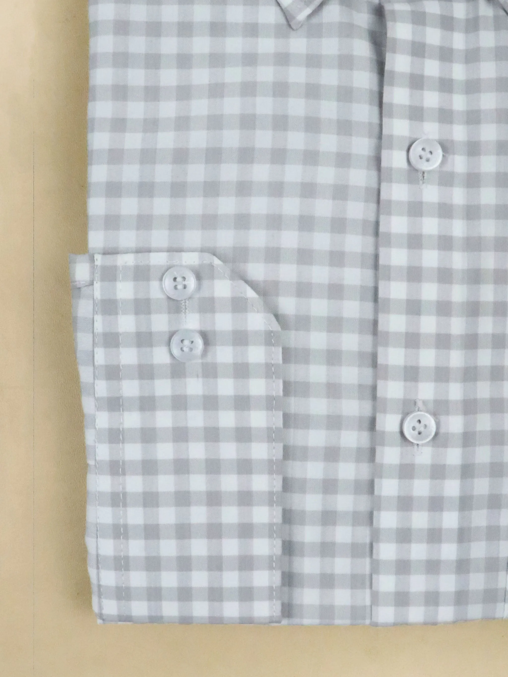 Light Grey Checks Formal Dress Shirt For Men MFS132