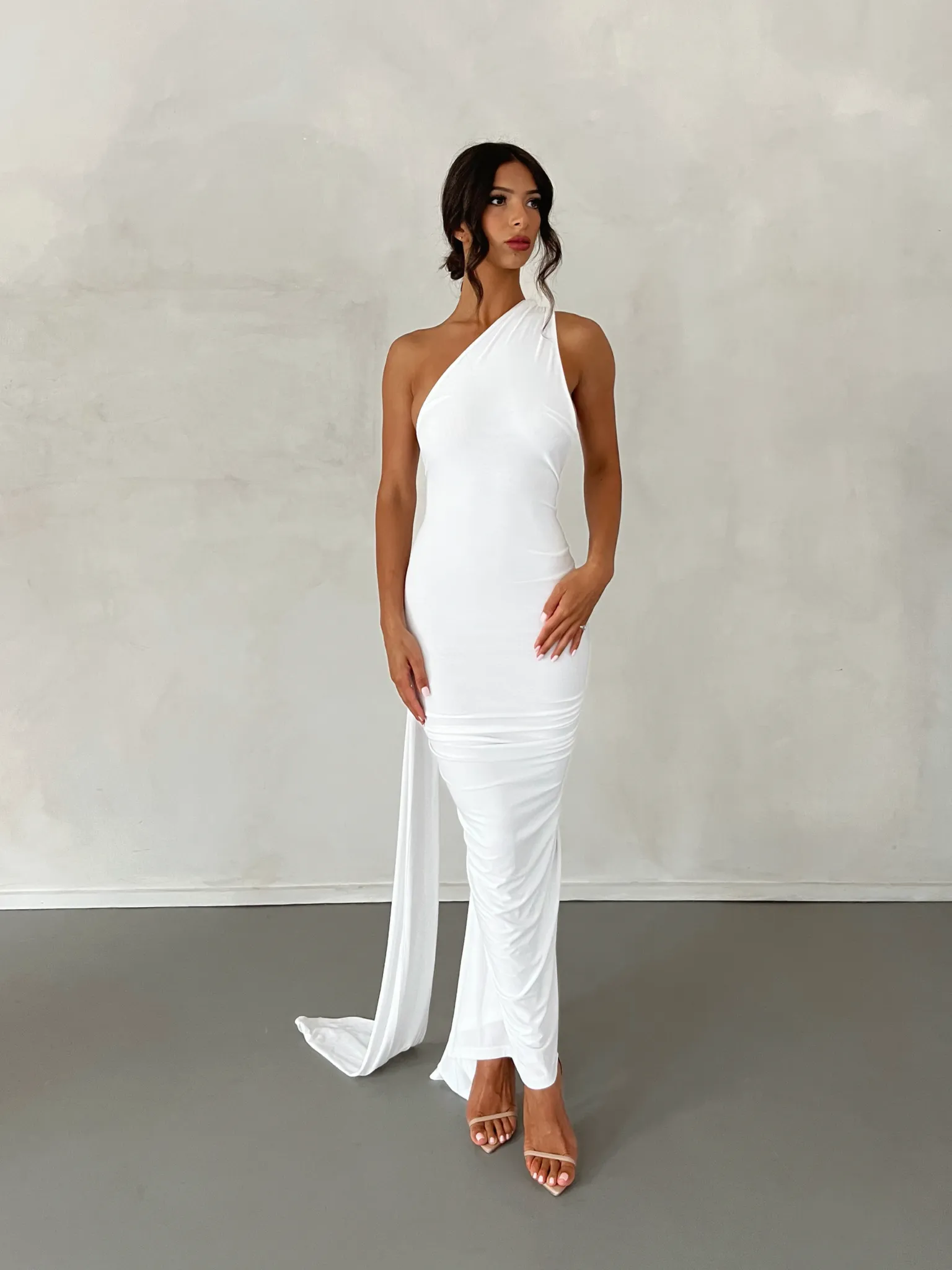 MÉLANI The Label CONSTANTINA Asymmetric Halterneck Midi Dress