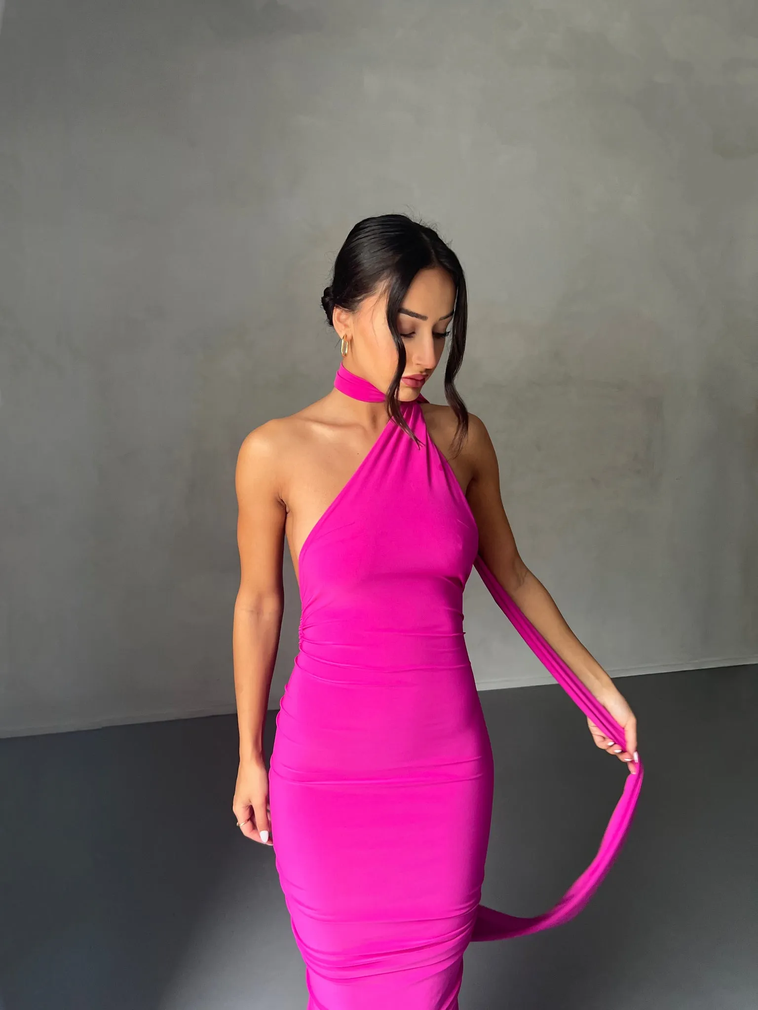 MÉLANI The Label CONSTANTINA Asymmetric Halterneck Midi Dress